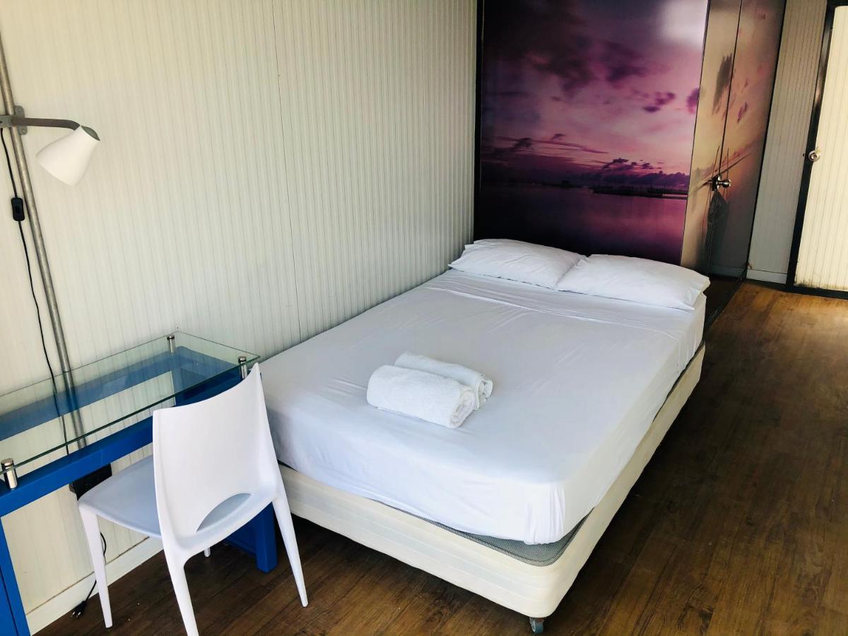 Auberge de jeunesse Surfari Punta Rocas à Punta Negra Extérieur photo