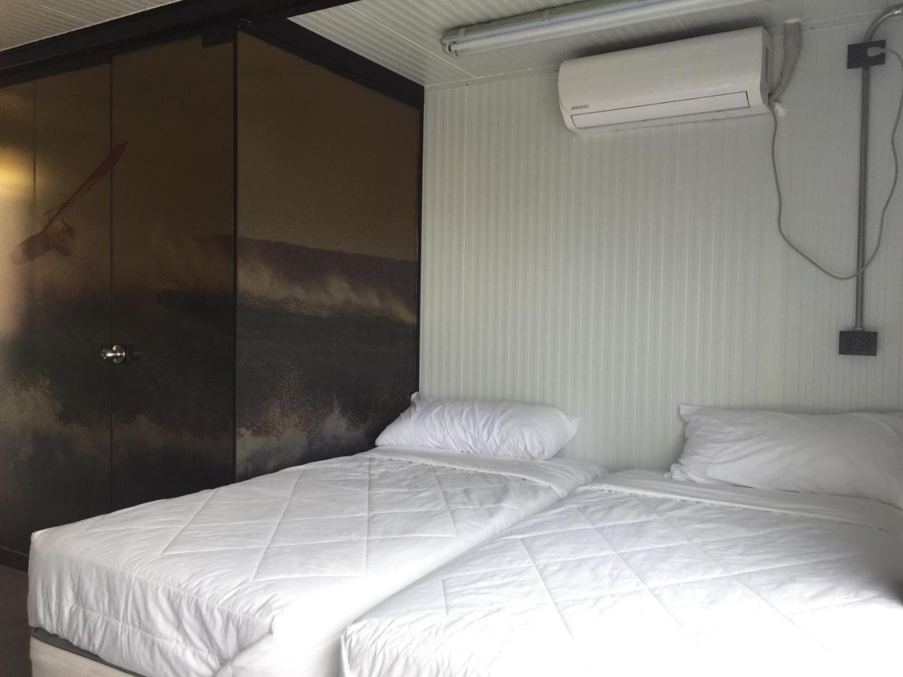 Auberge de jeunesse Surfari Punta Rocas à Punta Negra Extérieur photo